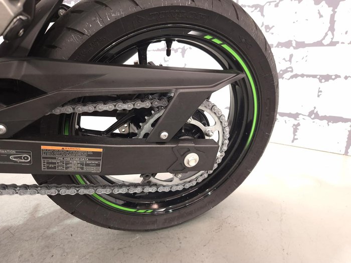 2024 Kawasaki Ninja 400 (EX400G) Ninja Green