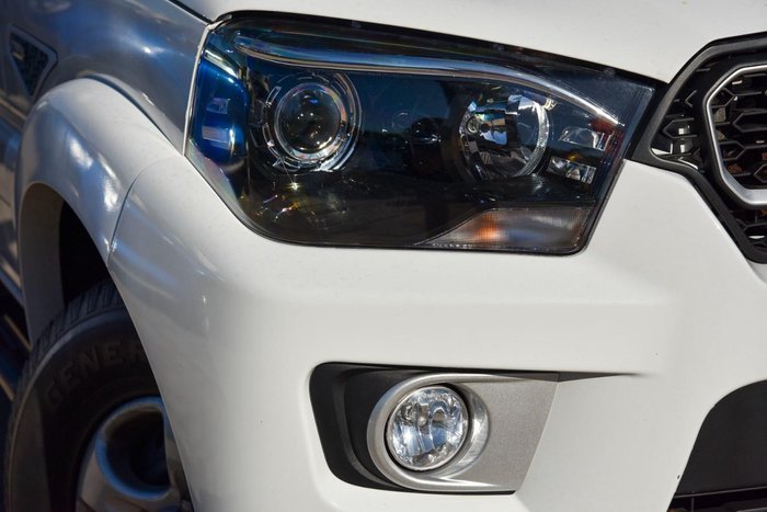 2022 Mahindra PIK-UP S6+