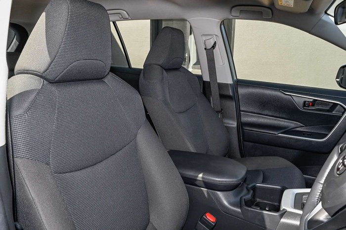 2024 Toyota RAV4 GX