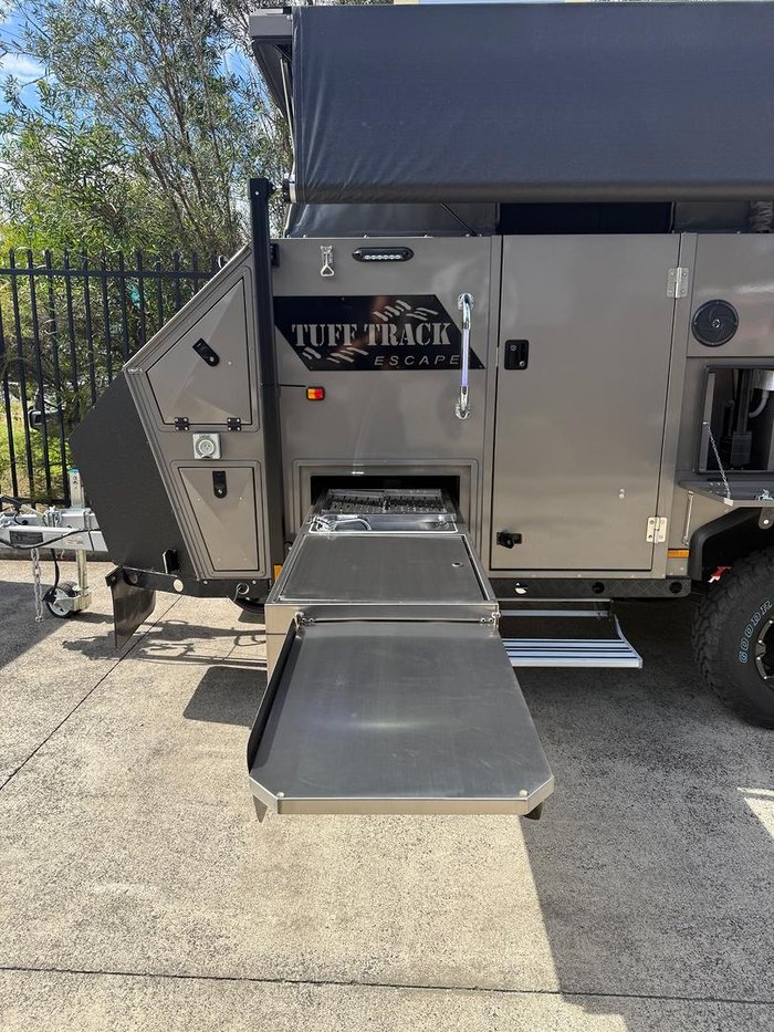 2026 Far Horizon Campers Tuff Track Escape 13 Narrow Body