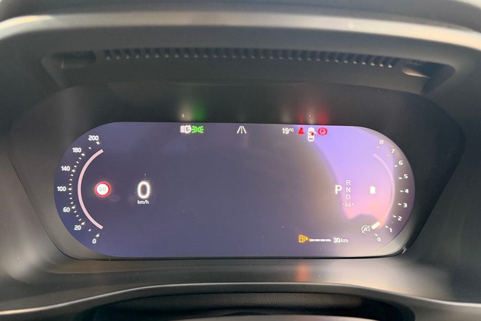 2022 Volvo XC40 Ultimate B5 Dark