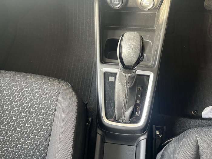 2023 Suzuki Swift GL Shadow