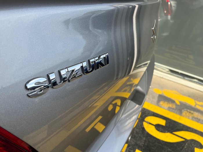 2023 Suzuki Swift GL Shadow