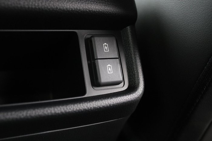 2025 Isuzu MU-X LS-T
