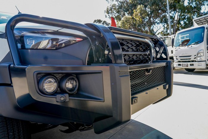 2025 Isuzu MU-X LS-T