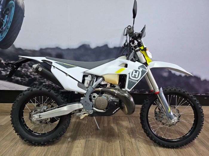 2022 HUSQVARNA TE250i WHITE