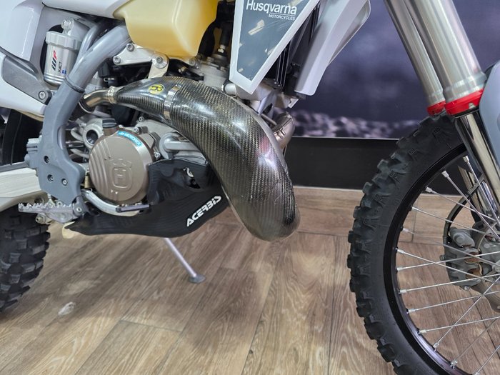 2022 HUSQVARNA TE250i WHITE