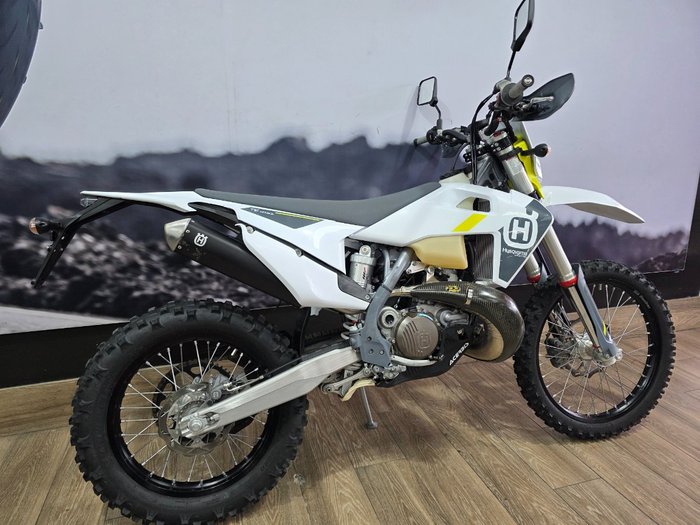 2022 HUSQVARNA TE250i WHITE