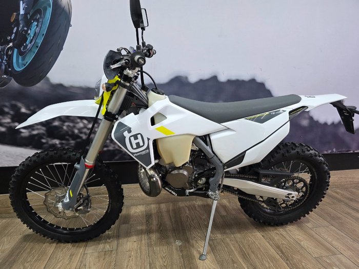 2022 HUSQVARNA TE250i WHITE