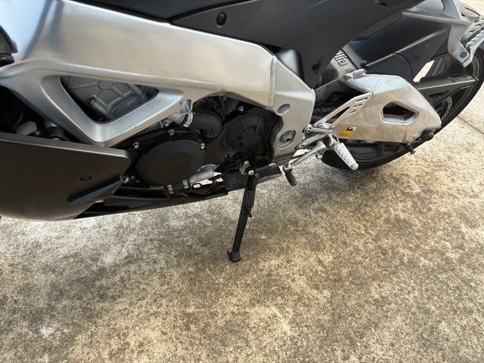 2014 APRILIA RSV4 R Black