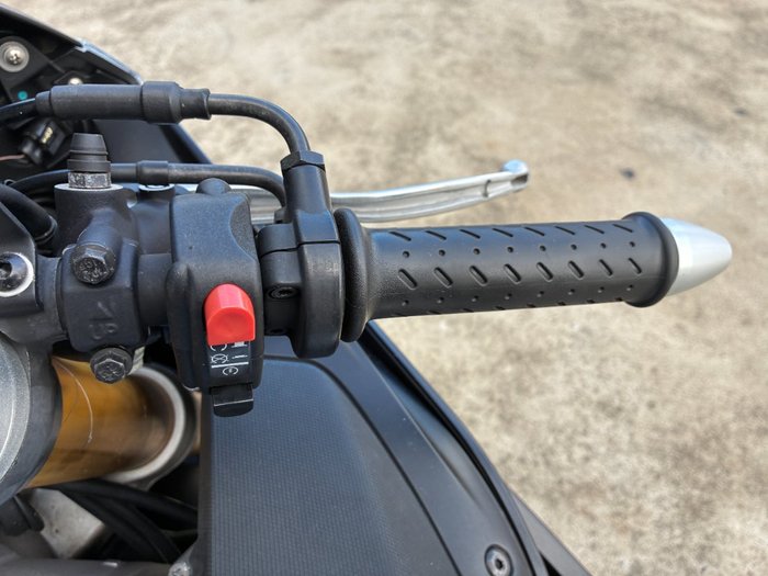 2014 APRILIA RSV4 R Black