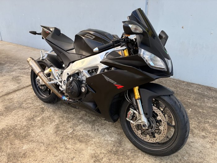 2014 APRILIA RSV4 R Black