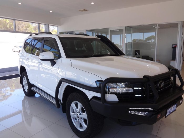 2023 Toyota Landcruiser