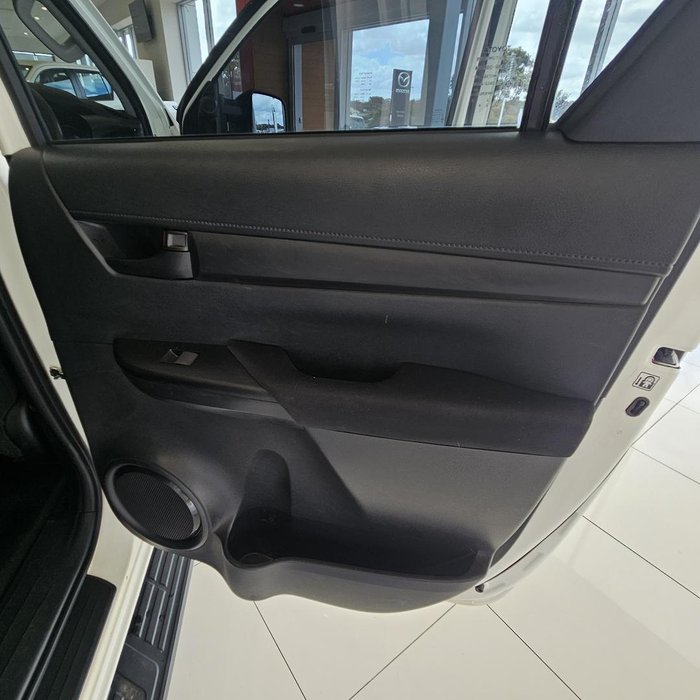 2020 Toyota Hilux SR