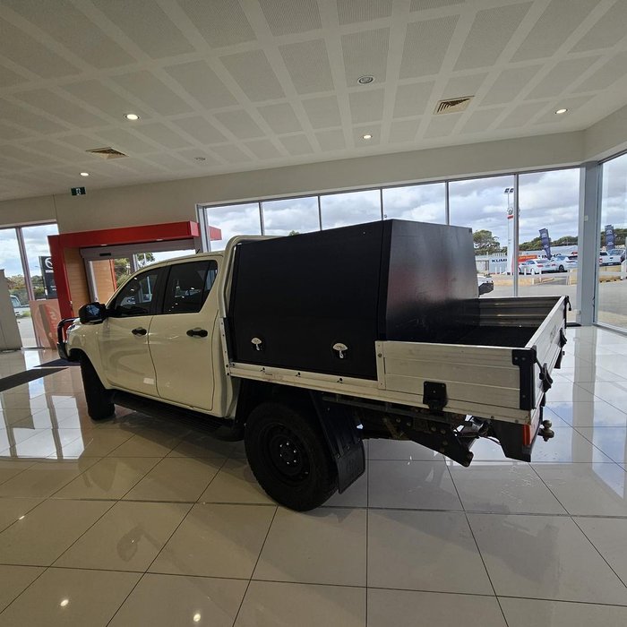 2020 Toyota Hilux SR