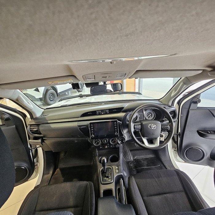 2020 Toyota Hilux SR
