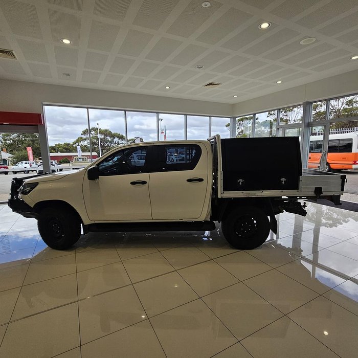2020 Toyota Hilux SR