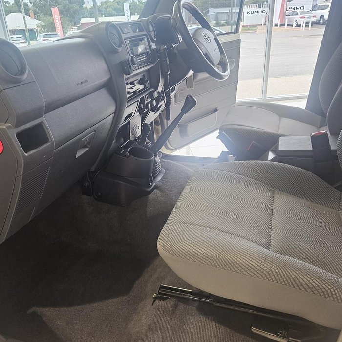 2015 Toyota Landcruiser GXL