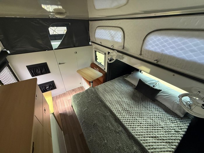 2026 Far Horizon Campers Tuff Track Outback Duo