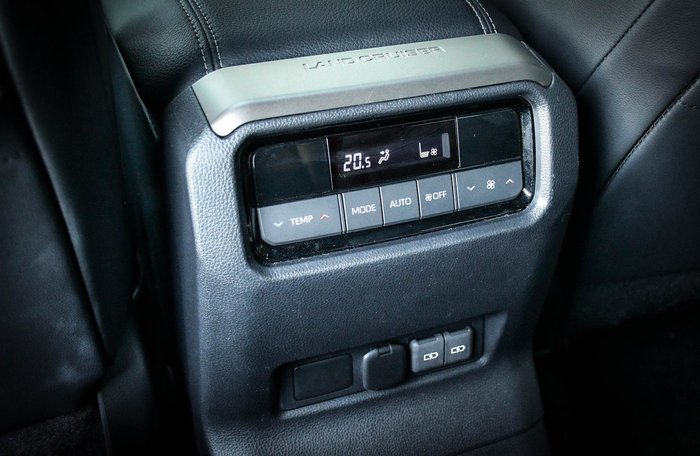 2024 Toyota Landcruiser Prado Altitude