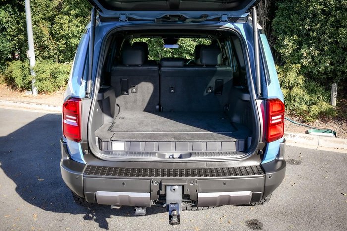 2024 Toyota Landcruiser Prado Altitude