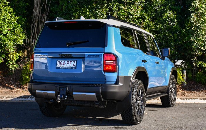2024 Toyota Landcruiser Prado Altitude