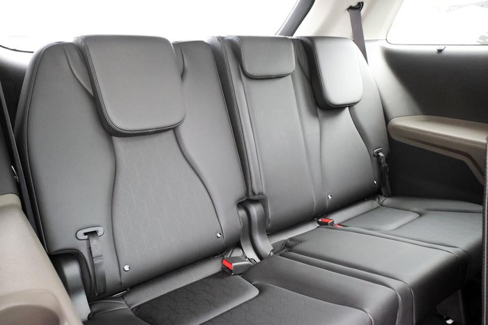 2025 Kia Carnival GT-Line HEV
