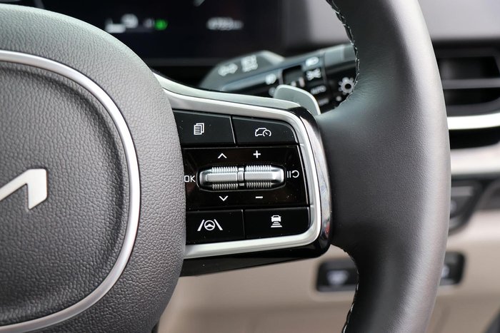2025 Kia Carnival GT-Line HEV