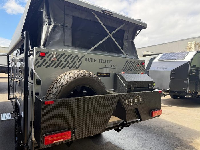 2026 Far Horizon Campers Tuff Track Escape Duo