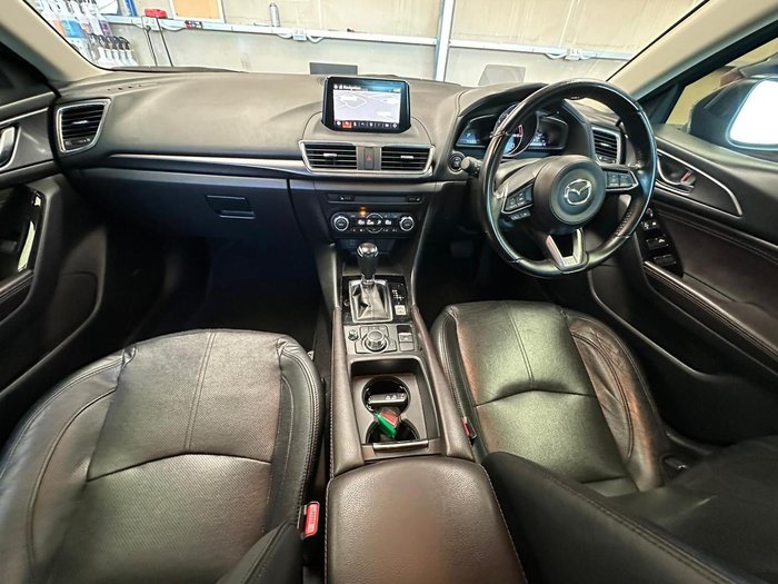2017 Mazda 3 SP25 GT