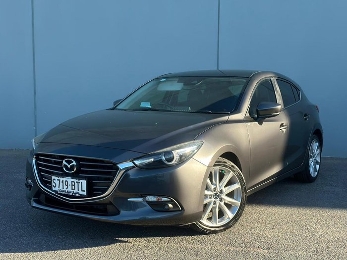 2017 Mazda 3 SP25 GT