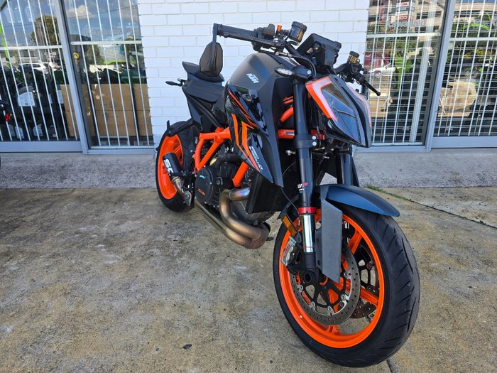 2023 Ktm 1290 SUPER DUKE R Orange