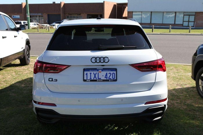 2025 Audi Q3 35 TFSI S line edition