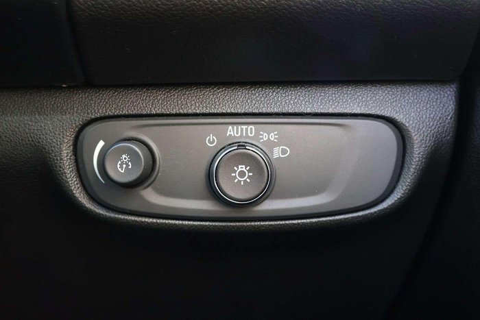 2019 Holden Acadia LT