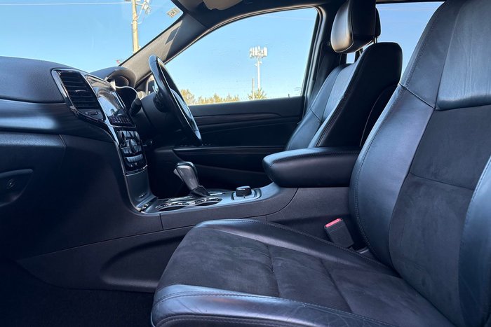 2020 Jeep Grand Cherokee Night Eagle