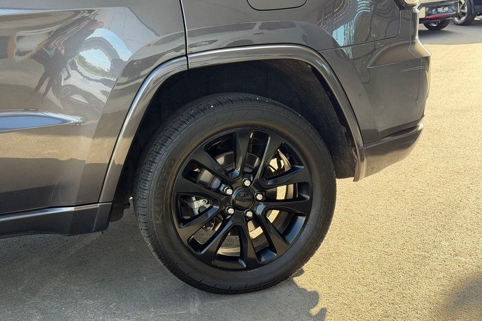 2020 Jeep Grand Cherokee Night Eagle