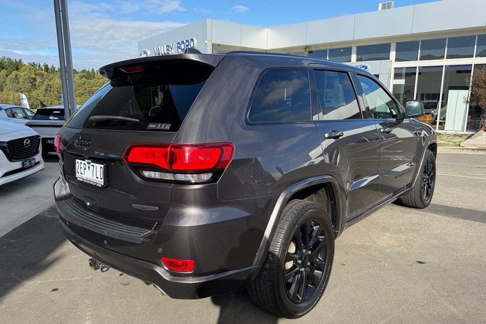 2020 Jeep Grand Cherokee Night Eagle