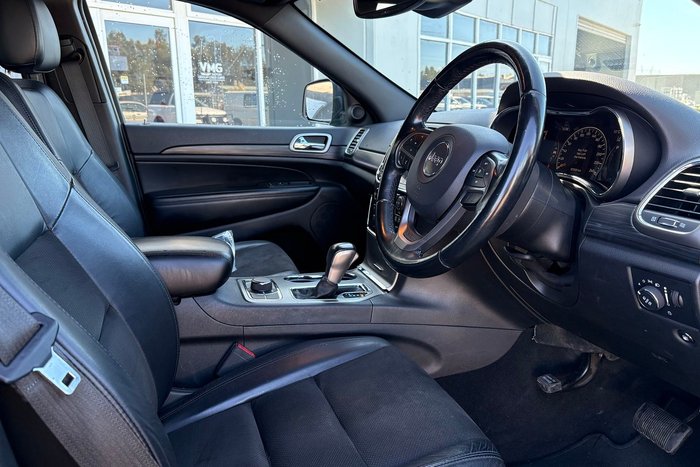 2020 Jeep Grand Cherokee Night Eagle