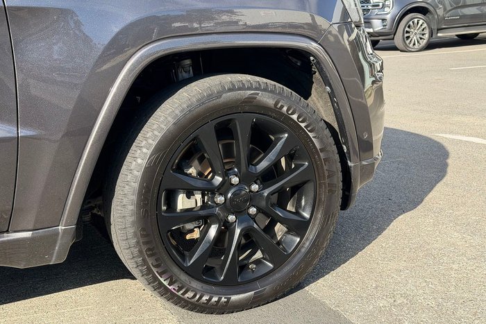 2020 Jeep Grand Cherokee Night Eagle