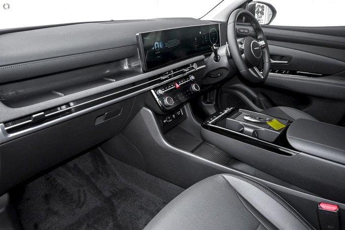 2026 Hyundai Tucson Hybrid Premium
