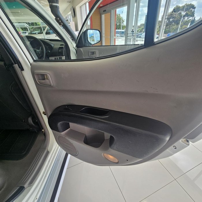 2012 Mitsubishi Triton GLX