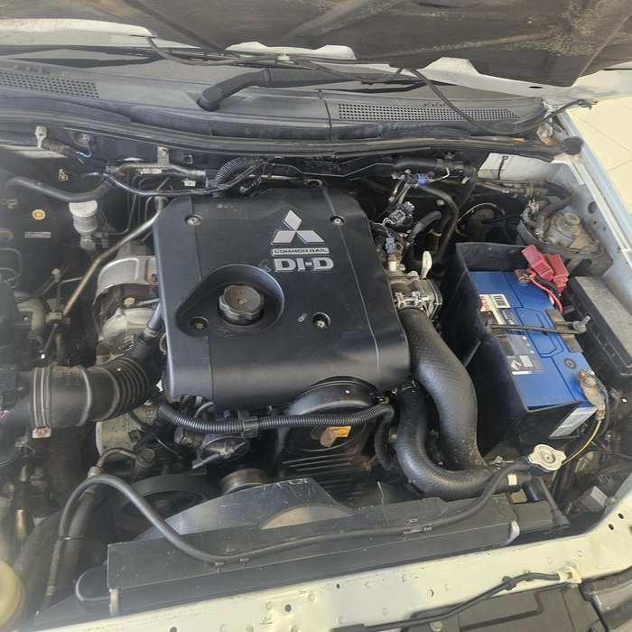 2012 Mitsubishi Triton