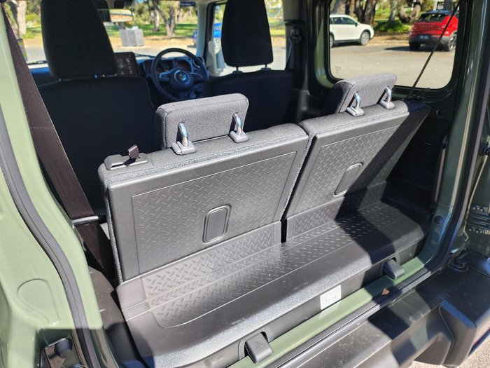 2025 Suzuki Jimny