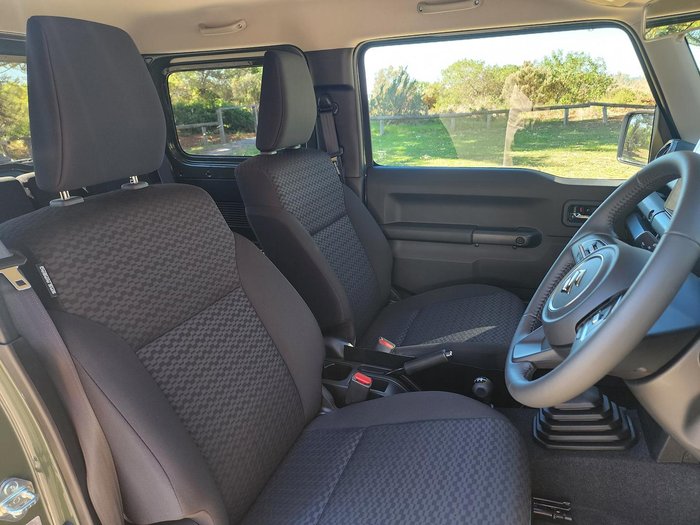 2025 Suzuki Jimny