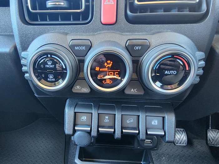 2025 Suzuki Jimny