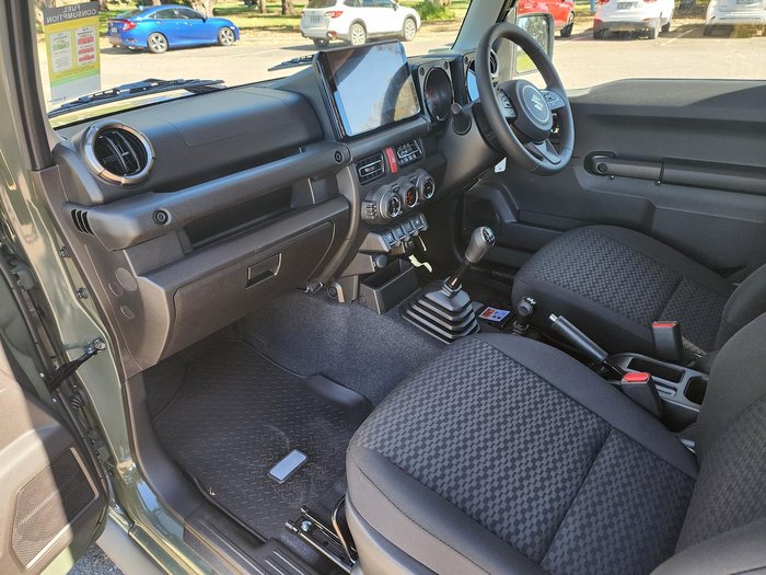 2025 Suzuki Jimny
