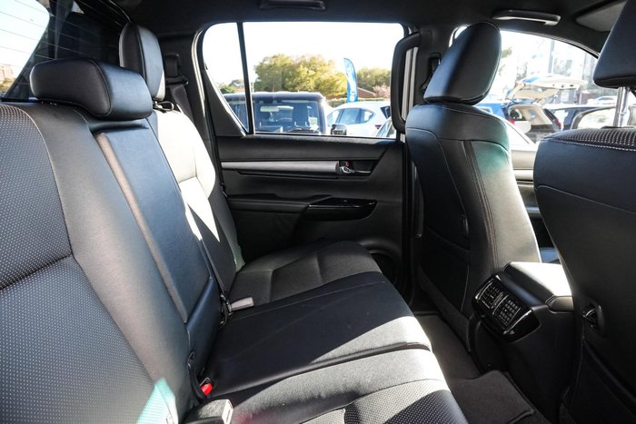 2022 Toyota Hilux Rogue