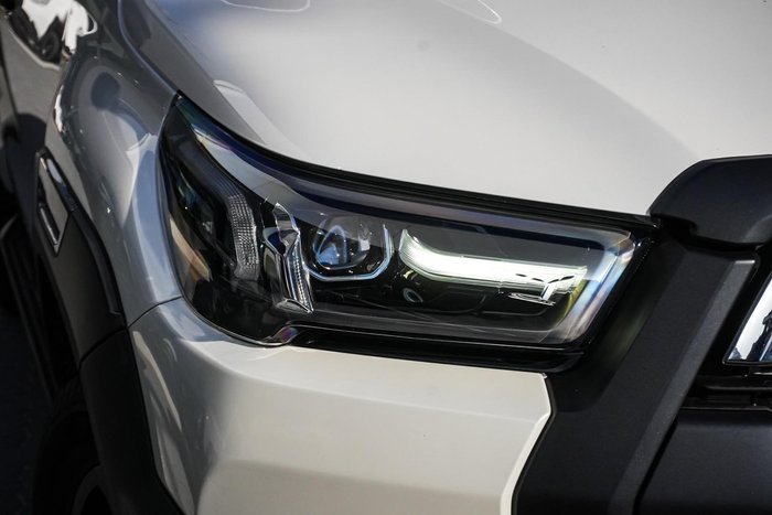 2022 Toyota Hilux Rogue