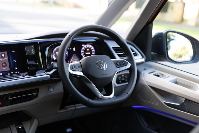 2025 Volkswagen Multivan TDI360 Life
