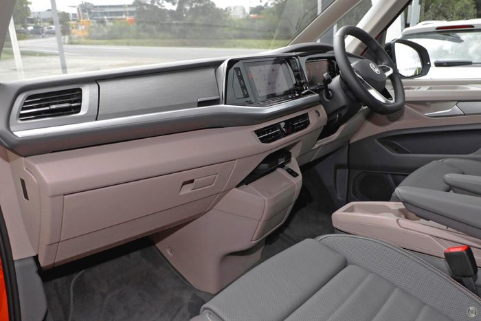 2025 Volkswagen Multivan TDI360 Life